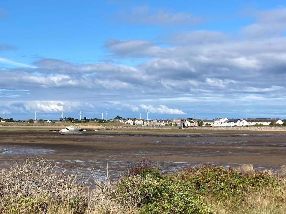Beachside On Rspb Nature Reserve