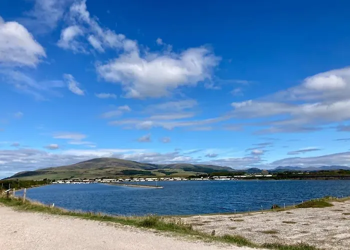 Beachside Holiday Home On Rspb Nature Reserve